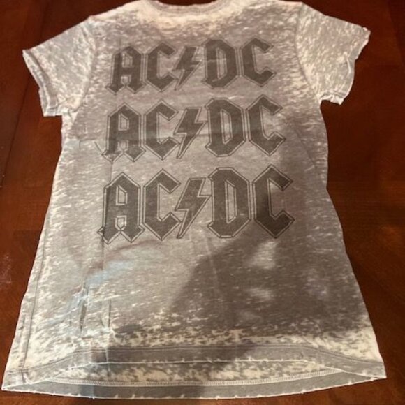 Recycled karma AC/DC Womens Graphic T-Shirt Gray Lightning Bolt Distressed Look - Picture 6 of 8